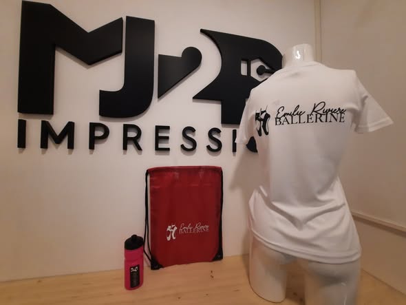 Produits personnalisés pour une école de danse - MJ2R Impression